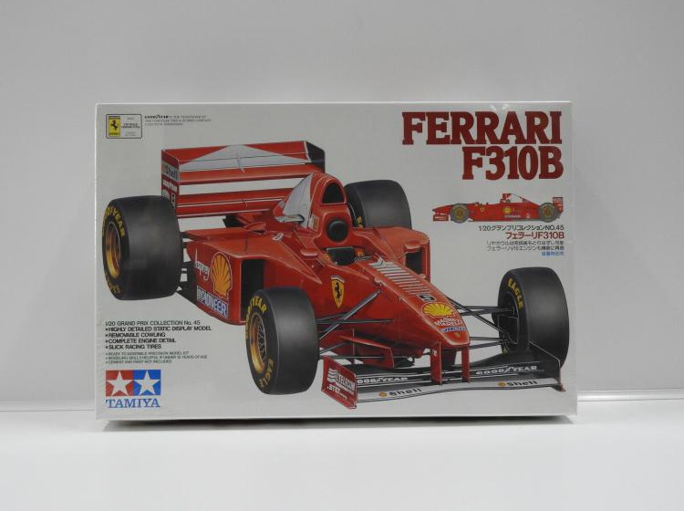 Гоночный автомобиль Ferrari F310B            (1:20)